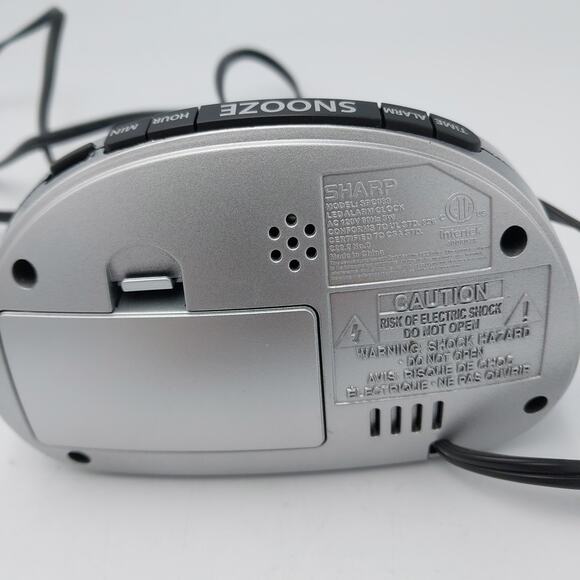 SHARP‎ Small DIGITAL ALARM CLOCK Electric/Battery MODEL SPC 089 TESTED Snooze - Picture 2 of 3